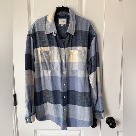 American Eagle Outfitters blue plaid flannel Button-Down Shacket - Picture 1 of 4